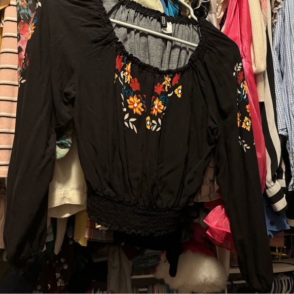 Smocked crop top - Picture 1 of 3